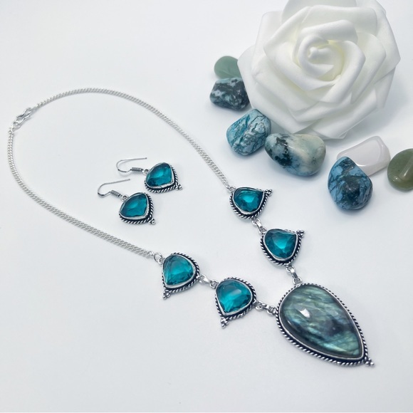 Labradorite and Apatite Necklace and Earrings Silver Set Vintage Style New - Picture 13 of 13